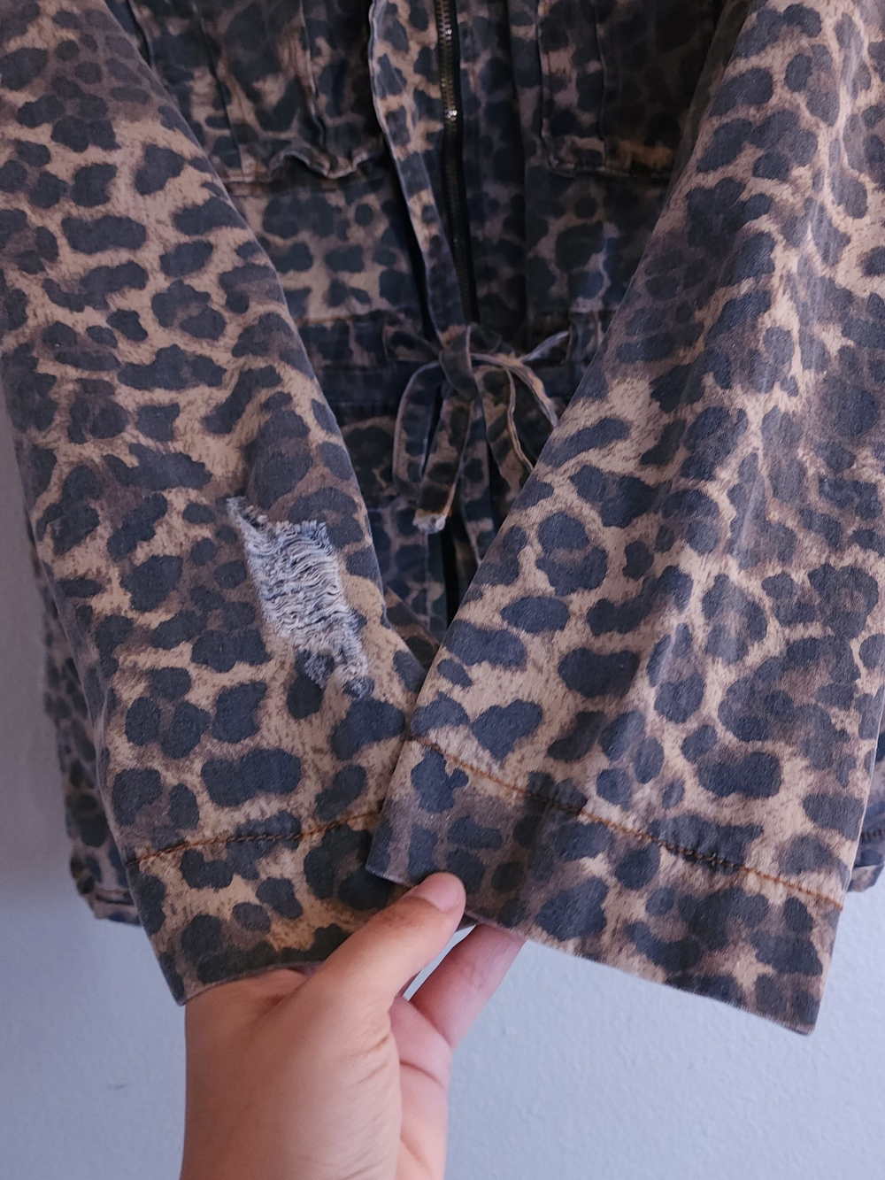 POL Leopard-Print Utility Jacket in Brown - Picture 7 of 11